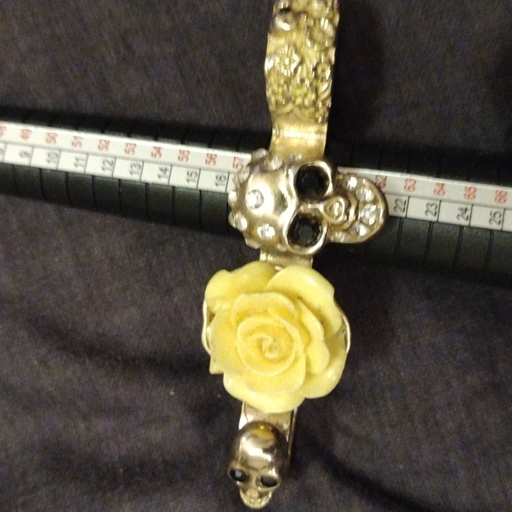 Vintage 80s punk Full 4 Finger ring skulls and flowers